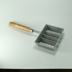 INGOT SHOVEL